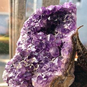 Geode stone